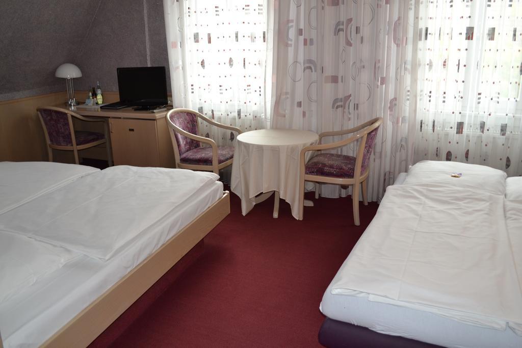 Hotel Hospiz 蒂宾根 客房 照片