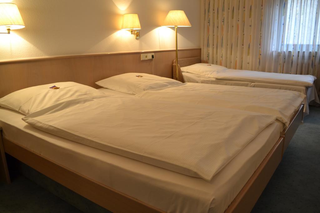Hotel Hospiz 蒂宾根 客房 照片